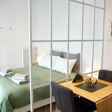 Warm & Cozy Studio In Athens Apartment Екстериор снимка