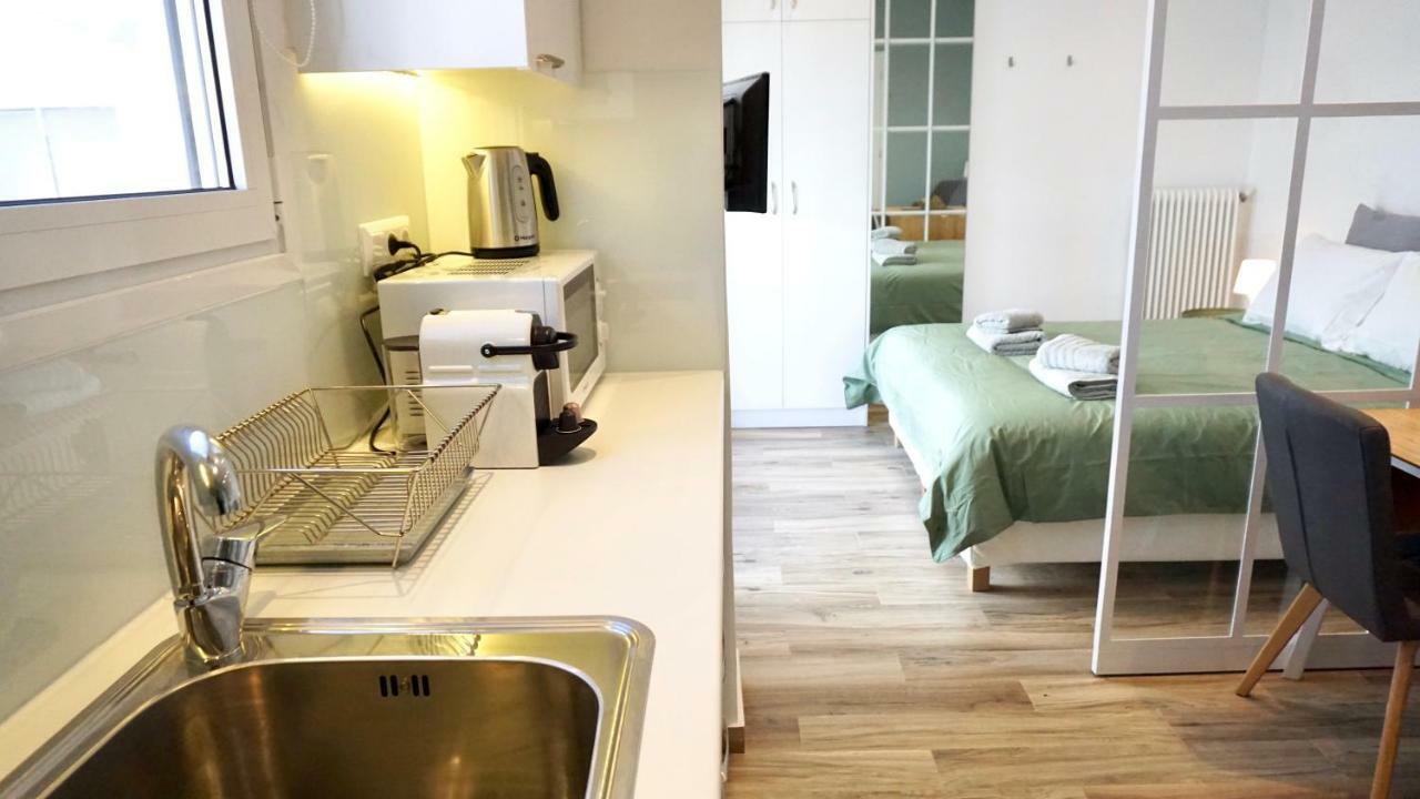 Warm & Cozy Studio In Athens Apartment Екстериор снимка